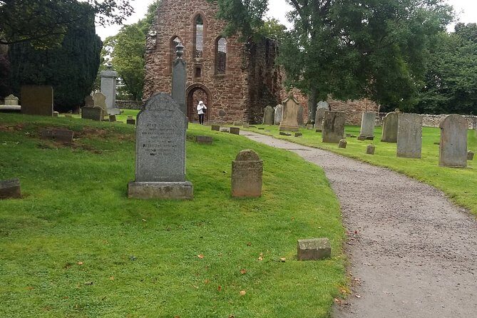 loch Ness, Clava Cairns, Culloden, COO,S, DRAMS & Outlander sites - Your Day Starts in Inverness, Not on a Tight Schedule